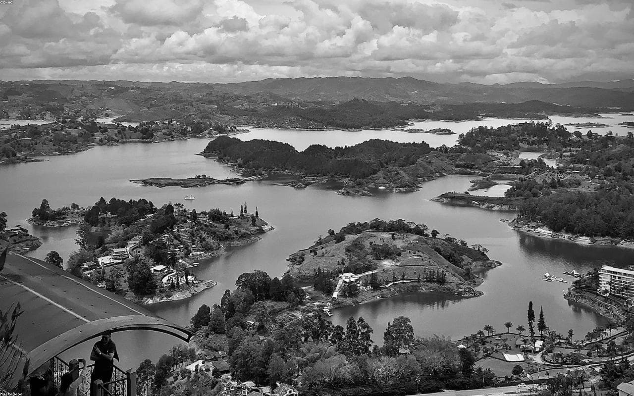 Guatapé rock viewpoint